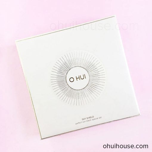 Hộp chống nắng dưỡng ẩm OHUI Day Shield Perfect Sun Black Special Set (4 sản phẩm)